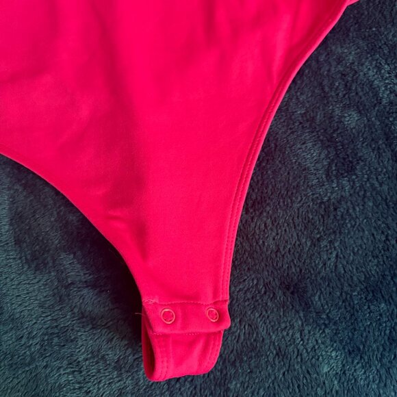 Aritzia Babaton Pink Square Neck Top - Picture 4 of 7